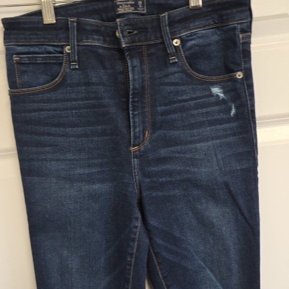 Abercrombie & Fitch Simone High Rise Super Skinny 26/2 Dark Blue Jeans - Picture 9 of 14